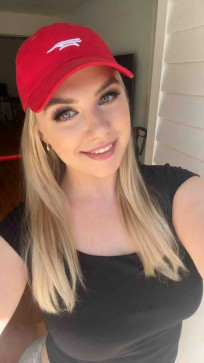 Amanda Rolland, 30, United States