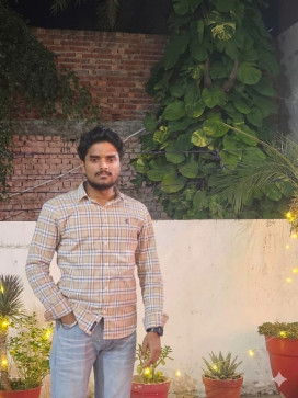 Bharat Gyan, 18, India