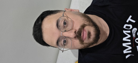 Leo, 30, Qatar