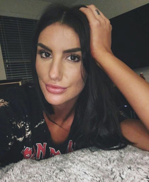 Lisa, 38, United States