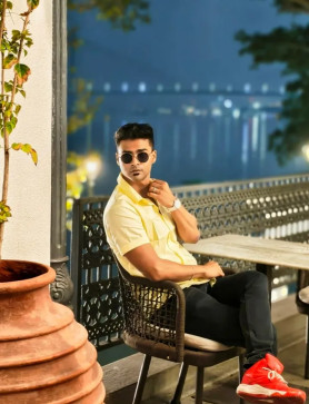 Akshat Ray, 28, India