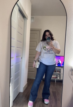 Ariana Gavin, 29, United States