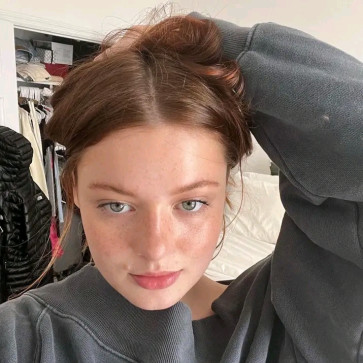 Emily, 26, United States