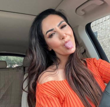 Mary Teppi, 34, United States