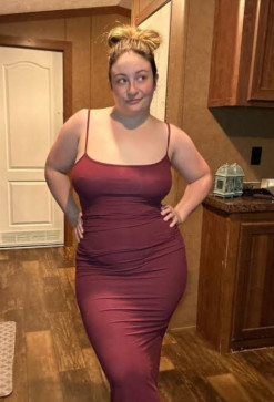 Jullia, 30, United States