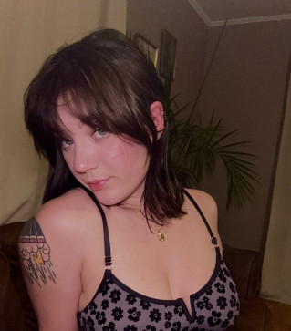 Annalisa, 27, United States