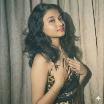 Ayushi More, 18, India