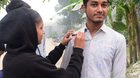Anox Alive, 18, India