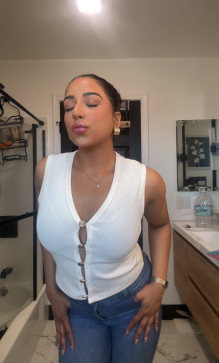 Jasmine, 27, United States