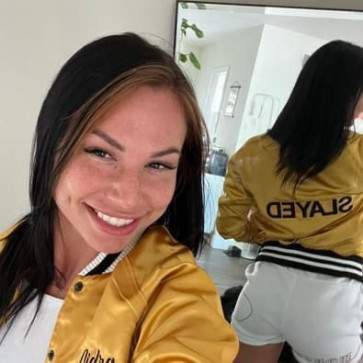 Helen, 28, United States