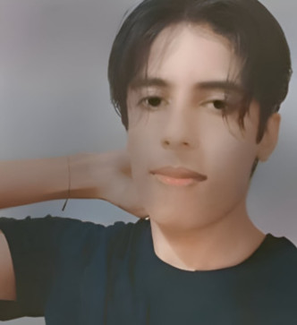 Sutaria Axin, 20, India