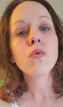 Angela, 38, Canada