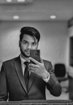 Anuj, 22, India