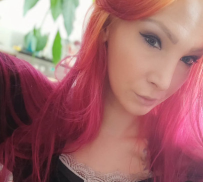 Jennywills, 33, United States
