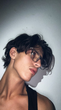 Mahfod, 22, Algeria