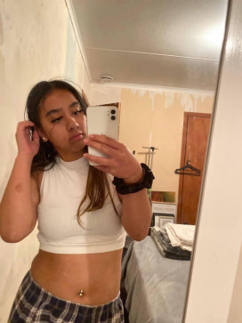 Loretta, 19, United States