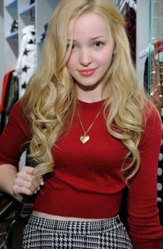 SnapRominaa, 20, Singapore
