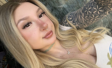 Amyangel, 32, United States