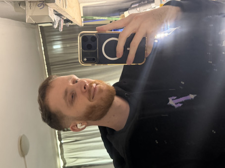 Robin, 26, Netherlands