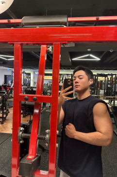 John Law Adamrsquo, 18, United States