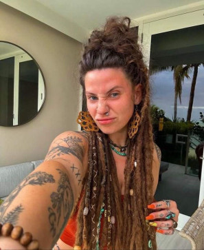 Paige Laughlin, 25, United Kingdom