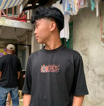 Van, 18, Philippines