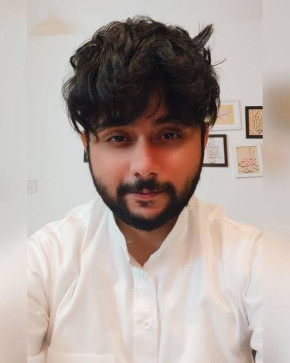 Bangalore Ruthvik, 34, India