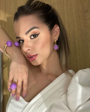 Rachel B, 18, United States