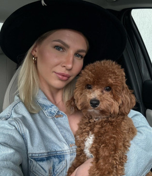 Sofia, 39, United States