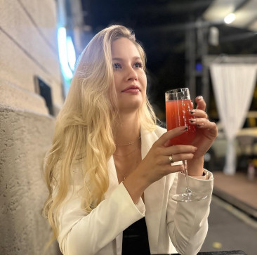 Dianne, 50, United States