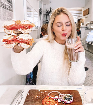 Betty, 43, United States