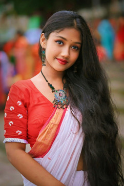 RiyaSnp, 20, United States