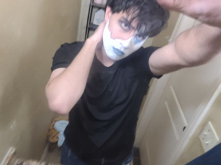 Aiden, 19, United States
