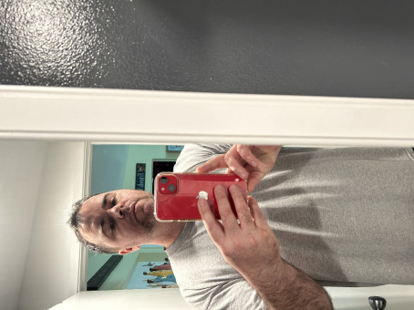 Adamredhouse, 37, United States