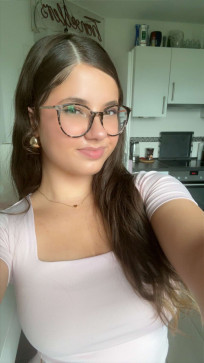 Sarah_hems, 27, United States