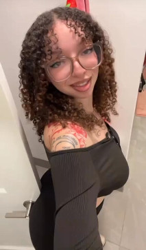 Jessica, 28, United States