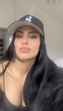 Sarah Juliet, 32, United States