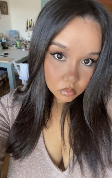 Nina, 25, South Africa