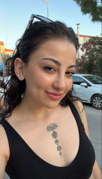 Rosie Campbell, 29, Germany