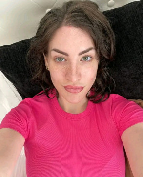 ALICE JONES, 31, United States
