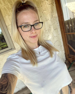 Olivia, 32, United States