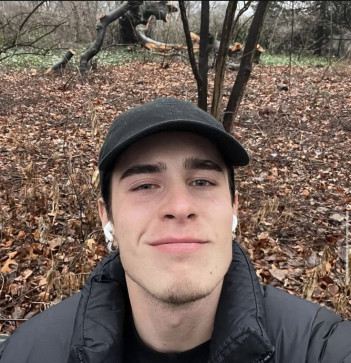 Arthur_1, 32, United States