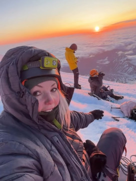 MayBite, 34, Netherlands