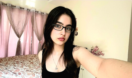 Yushi, 20, India