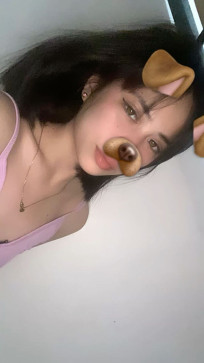 Tan Tan, 19, Philippines