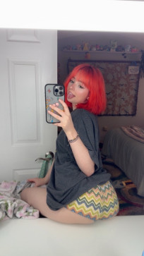 Angela Sophia, 25, United States