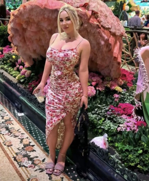 Ashley Dolly, 18, United States