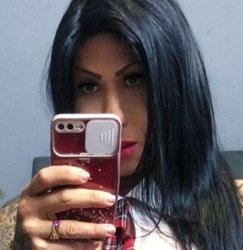 Jenny, 22, United States