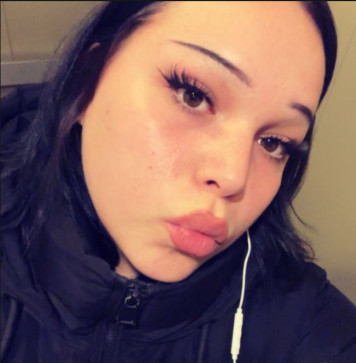 Livvy, 18, United States