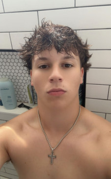 Logan, 18, United States